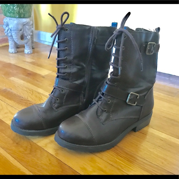 Shoes - 👢 Brown Combat Boots